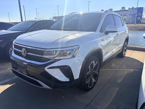 2023 Volkswagen Taos 1.5T SEL