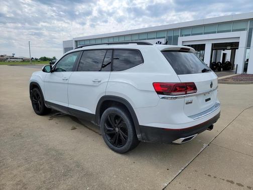 2022 Volkswagen Atlas 3.6L SE w/Technology