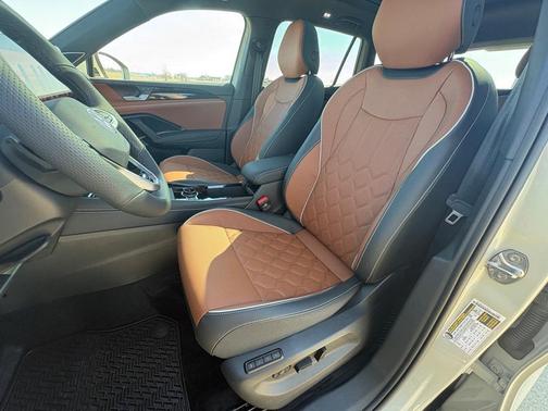 2026 Volkswagen Tiguan 2.0T SEL R-Line