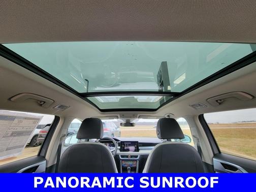 2026 Volkswagen Taos SE