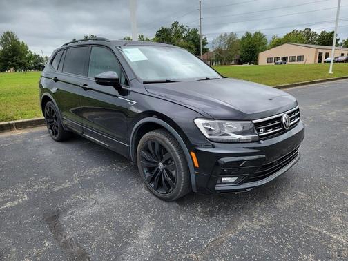 2021 Volkswagen Tiguan 2.0T SE R-Line Black