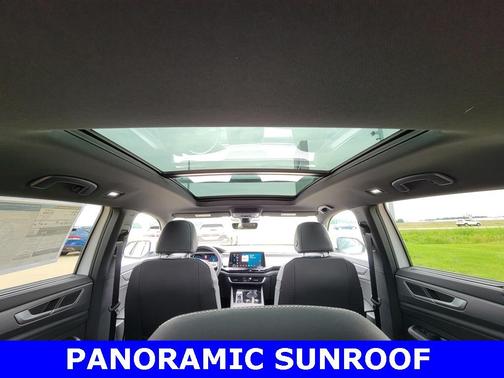 2025 Volkswagen Atlas Cross Sport 2.0T SE w/Technology