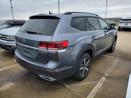 2023 Volkswagen Atlas 2.0T SE