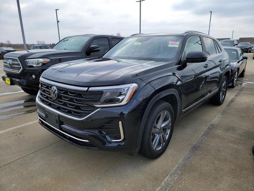 2024 Volkswagen Atlas Cross Sport 2.0T SEL R-Line