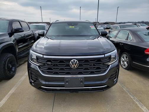 2024 Volkswagen Atlas Cross Sport 2.0T SEL R-Line