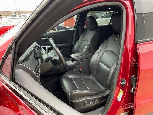 Red Horizon Tintcoat 2019 Cadillac XT4 Sport