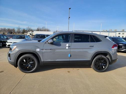 2026 Volkswagen Atlas Cross Sport 2.0T SE