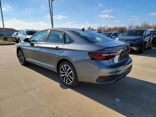 2026 Volkswagen Jetta 1.5T SE