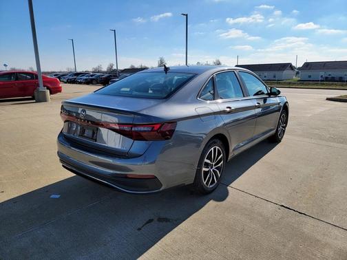 2026 Volkswagen Jetta 1.5T SE