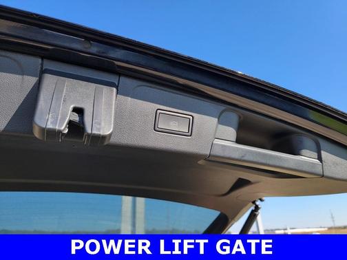 2022 Volkswagen Atlas 3.6 V6 SEL R-Line Black