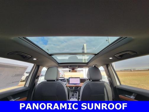 2026 Volkswagen Tiguan 2.0T SEL R-Line