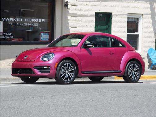 Platinum Gray Metallic 2017 Volkswagen Beetle 1.8T S