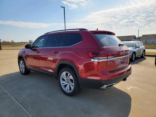 2022 Volkswagen Atlas 3.6L SE w/Technology