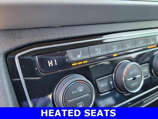 2022 Volkswagen Atlas 3.6L SE w/Technology