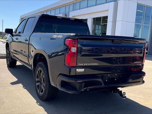 Dark Ash Metallic 2022 Chevrolet Silverado 1500 Custom