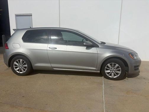 2015 Volkswagen Golf TSI S 2-Door