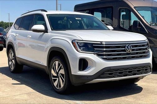 Opal White Pearl 2026 Volkswagen Atlas 2.0T SE W/TECHNOLOGY