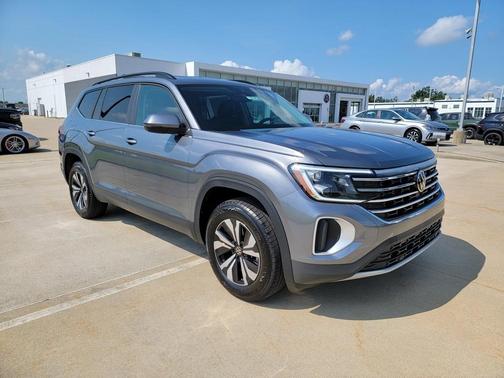 2025 Volkswagen Atlas 2.0T SE