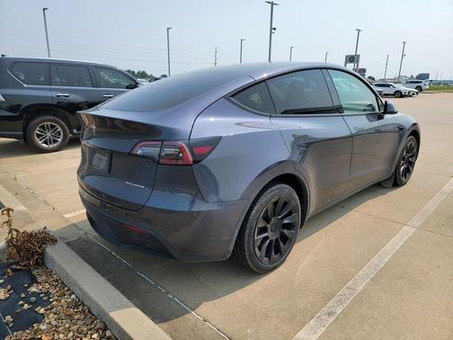 2022 Tesla Model Y Long Range