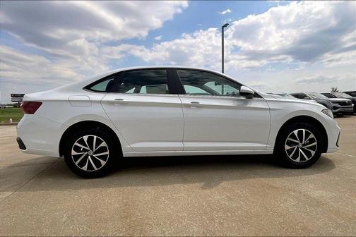 Pure White 2026 Volkswagen Jetta 1.5T S