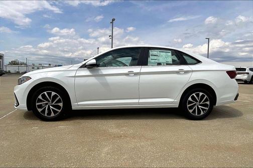 Pure White 2026 Volkswagen Jetta 1.5T S