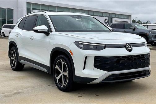 Pure White 2026 Volkswagen Tiguan 2.0T SE