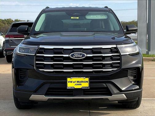 Agate Black Metallic 2025 Ford Explorer Active