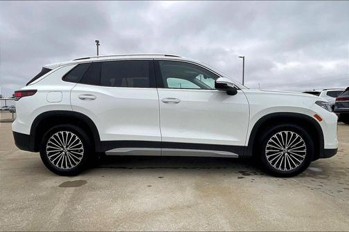 Pure White 2026 Volkswagen Tiguan 2.0T S