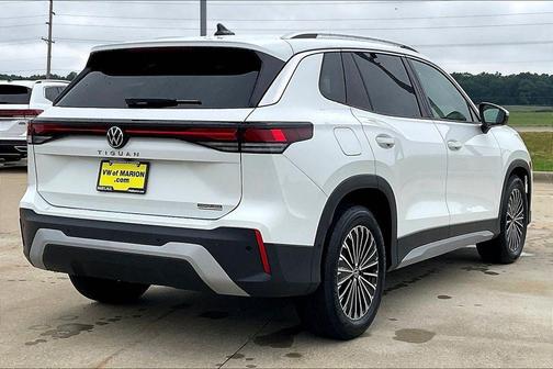 Pure White 2026 Volkswagen Tiguan 2.0T S