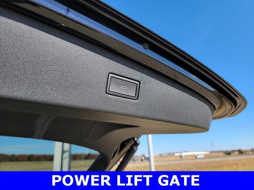 2024 Volkswagen Tiguan 2.0T SEL R-Line