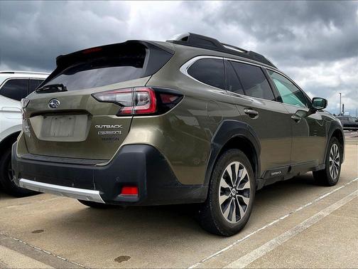 Autumn Green Metallic 2024 Subaru Outback Touring XT