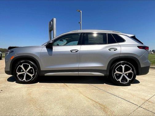 Pyrite Silver Metallic 2026 Volkswagen Tiguan 2.0T SE