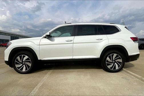Opal White Pearl 2026 Volkswagen Atlas 2.0T SEL