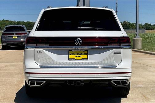 Opal White Pearl 2026 Volkswagen Atlas 2.0T SEL Premium R-Line