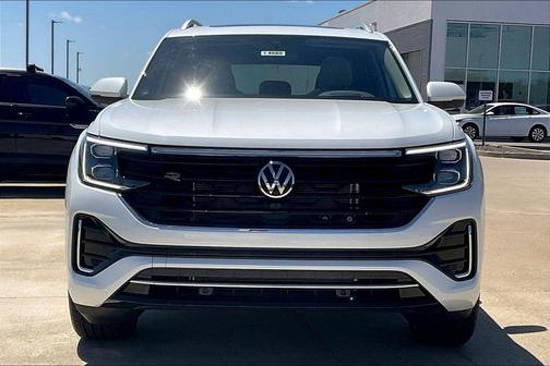 Opal White Pearl 2026 Volkswagen Atlas 2.0T SEL Premium R-Line