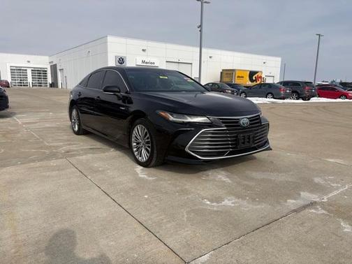2019 Toyota Avalon Hybrid Limited