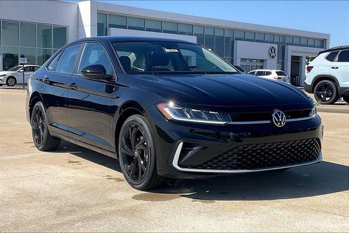 Deep Black Pearl 2026 Volkswagen Jetta 1.5T SE