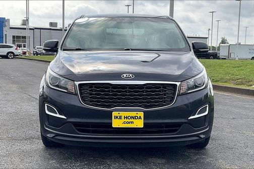 Metal 2019 Kia Sedona LX