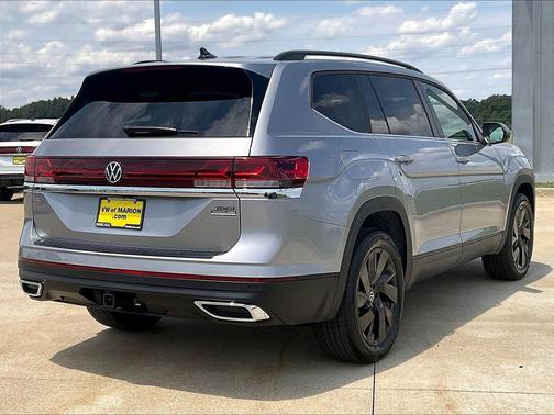 Silver Mist Metallic 2026 Volkswagen Atlas 2.0T SE W/TECHNOLOGY