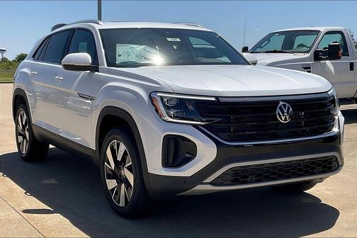 Opal White Pearl 2026 Volkswagen Atlas Cross Sport 2.0T SE W/TECHNOLOGY