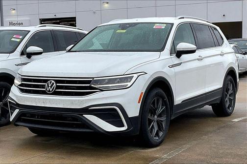 Pure White 2022 Volkswagen Tiguan 2.0T SE