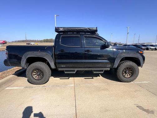 2018 Toyota Tacoma 