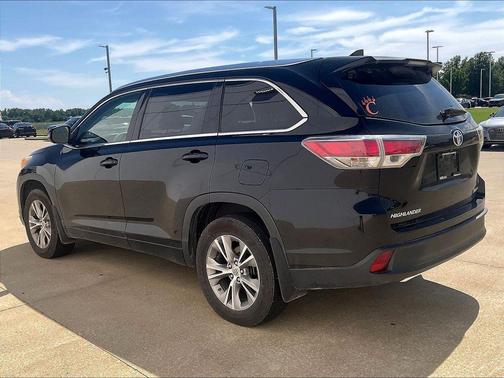 Attitude Black Metallic 2015 Toyota Highlander XLE