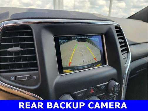 2019 Jeep Grand Cherokee Laredo E