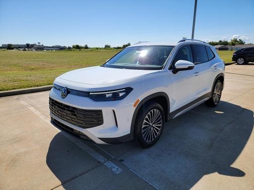 2025 Volkswagen Tiguan 2.0T S