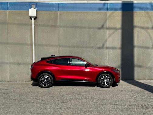 2021 Ford Mustang Mach-E Premium