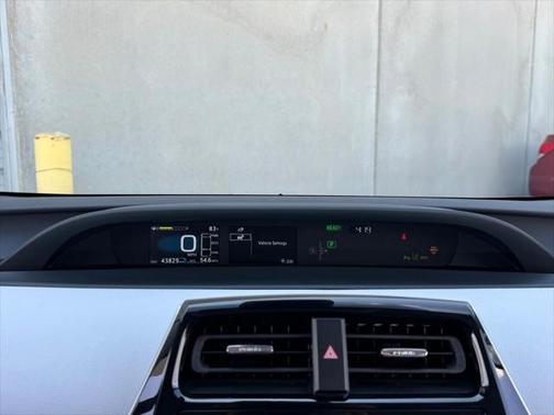 2019 Toyota Prius LE