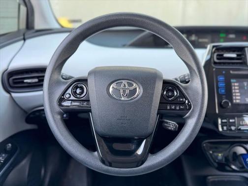 2019 Toyota Prius LE