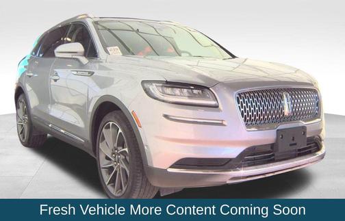 Silver Radiance Metallic Clearcoat 2022 Lincoln Nautilus Reserve SUV