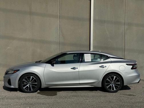 2023 Nissan Maxima SV Xtronic CVT